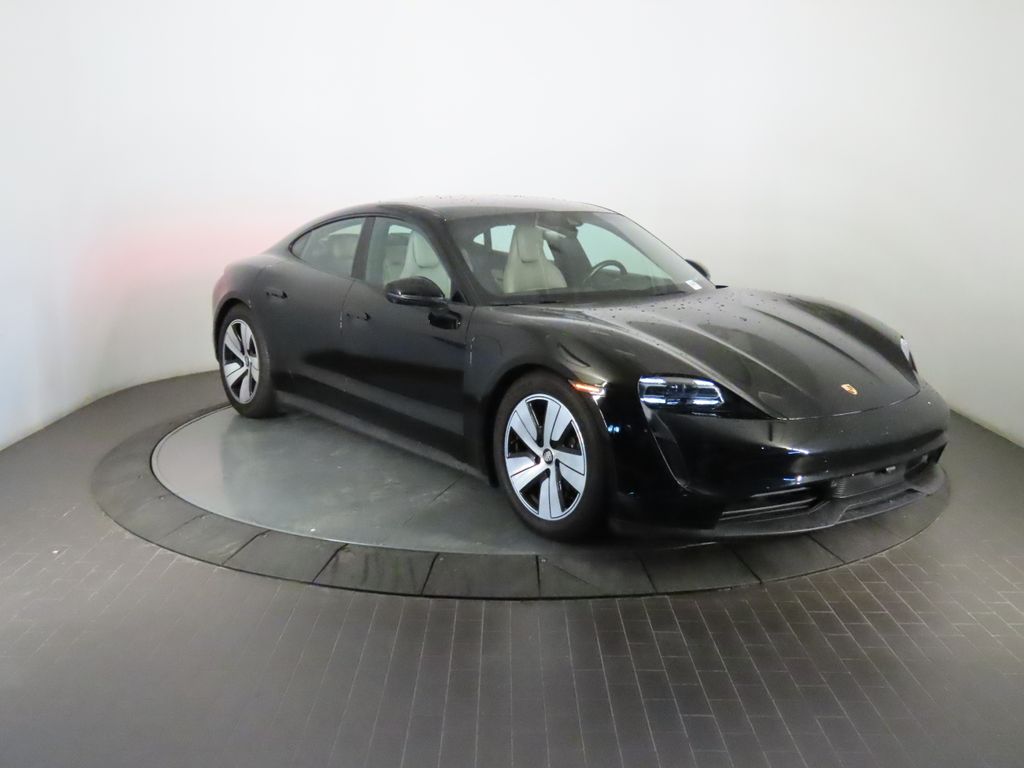 Thumbnail: 2024 Porsche Taycan - 9