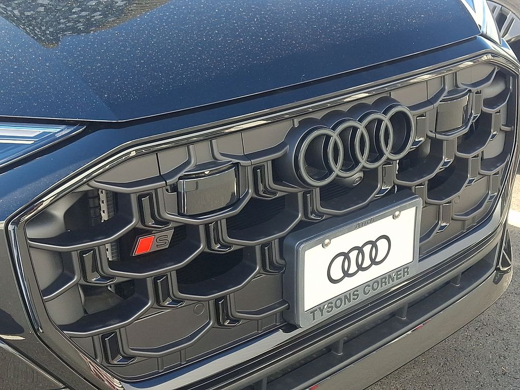 Thumbnail: 2027 Audi SQ8 - 4