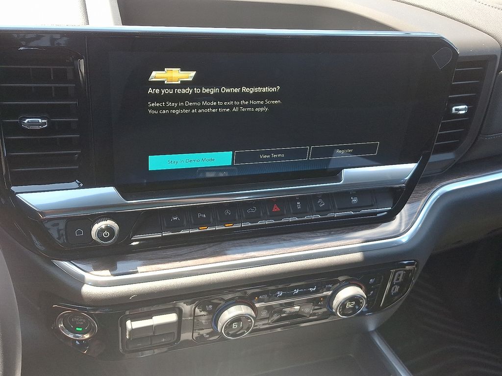 Thumbnail: 2025 Chevrolet Silverado 1500 - 8