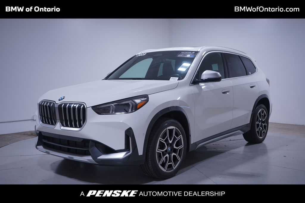 Thumbnail: 2023 BMW X1 - 1