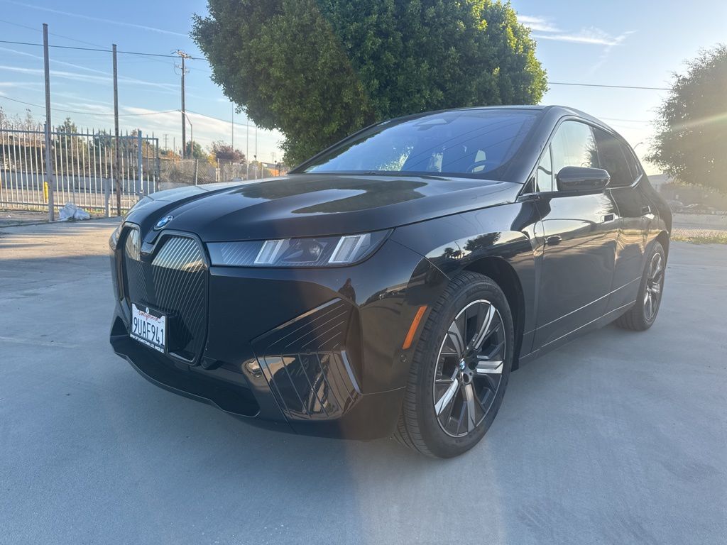 2026 BMW iX xDrive45