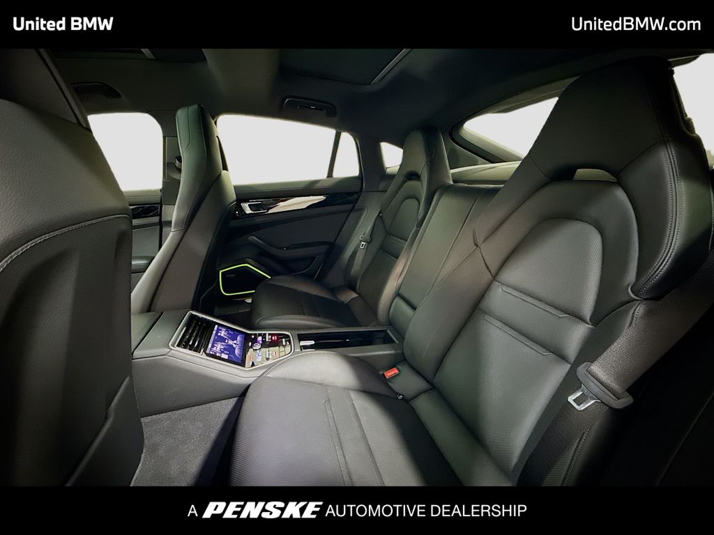 Thumbnail: 2019 Porsche Panamera - 13