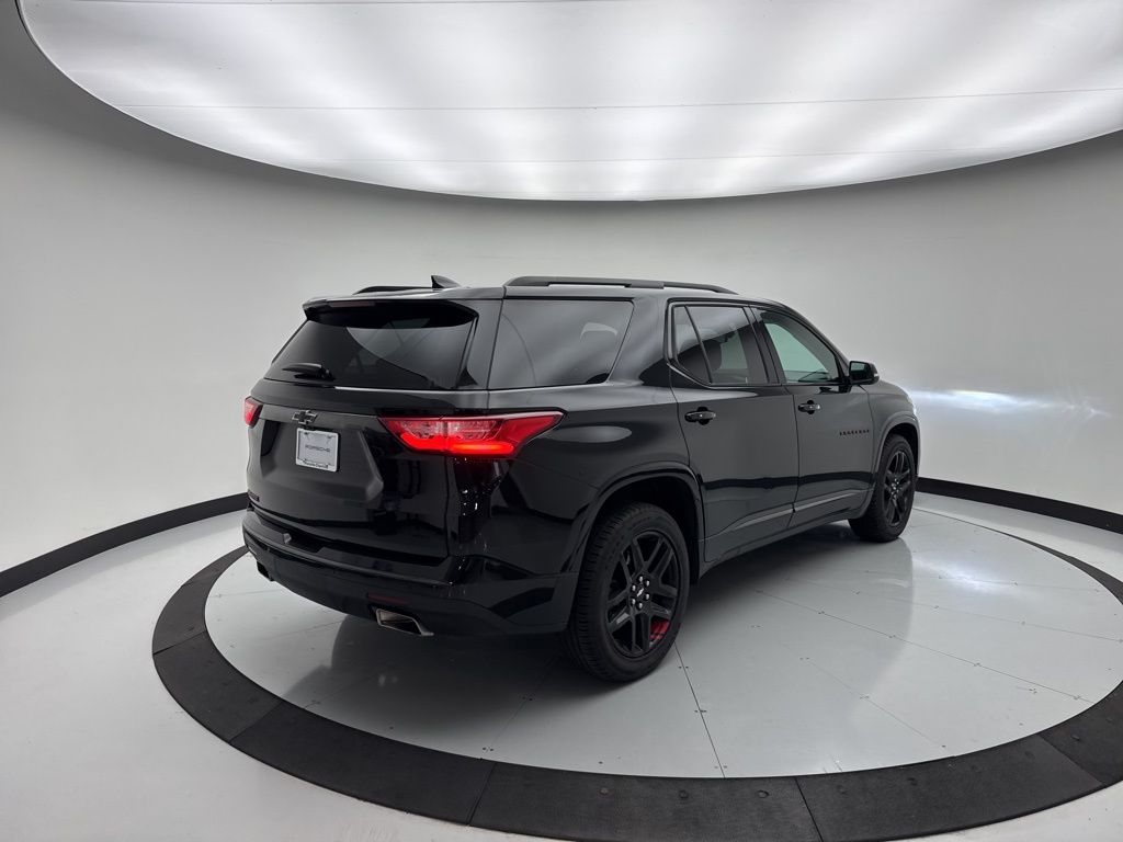 Thumbnail: 2021 Chevrolet Traverse - 5