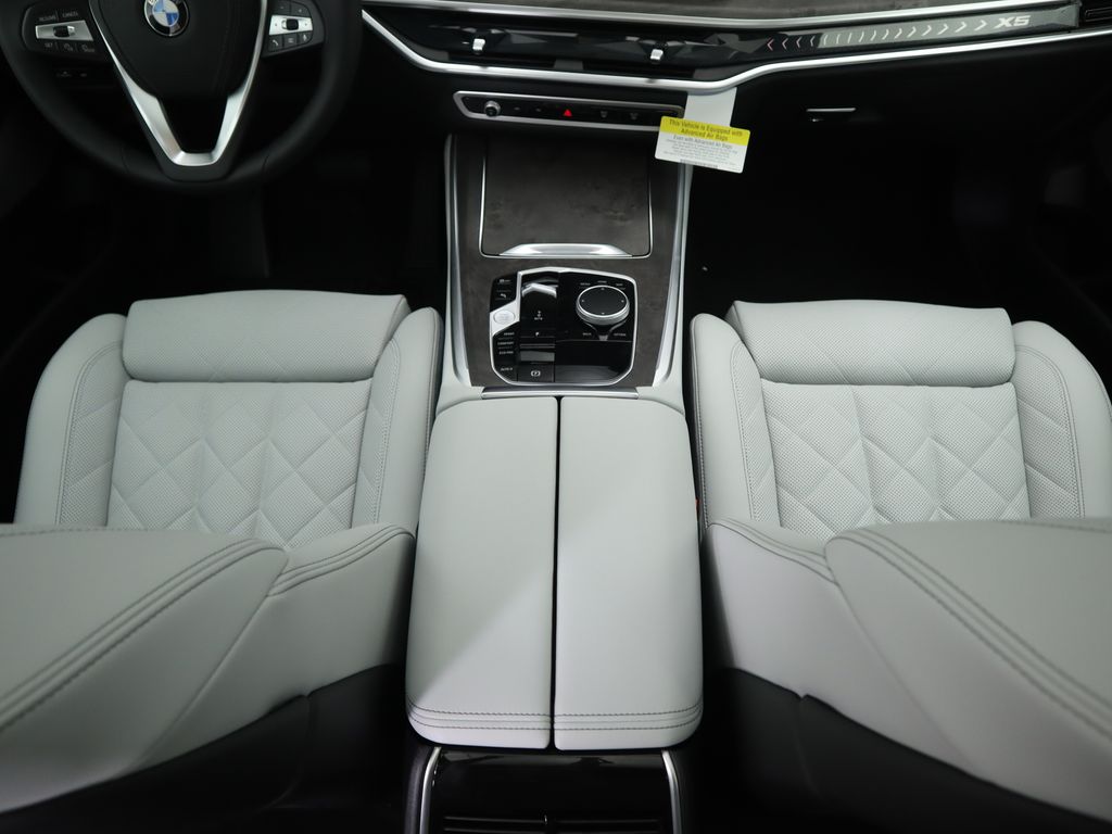 Thumbnail: 2026 BMW X5 - 17