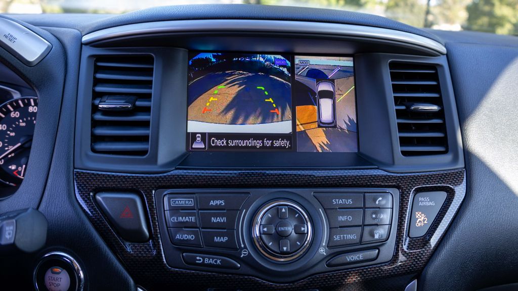 Used 2019 Nissan Pathfinder SL 4D Sport Utility