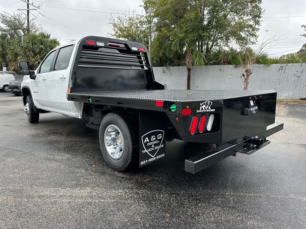 2024 Chevrolet Silverado 3500HD LT 6