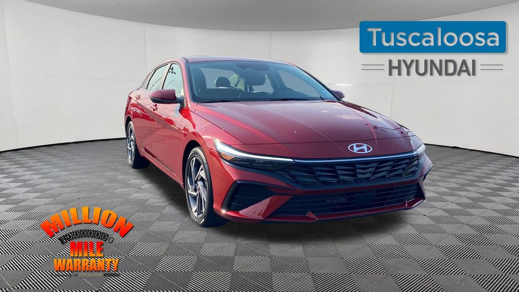 2025 Hyundai Elantra Limited FWD