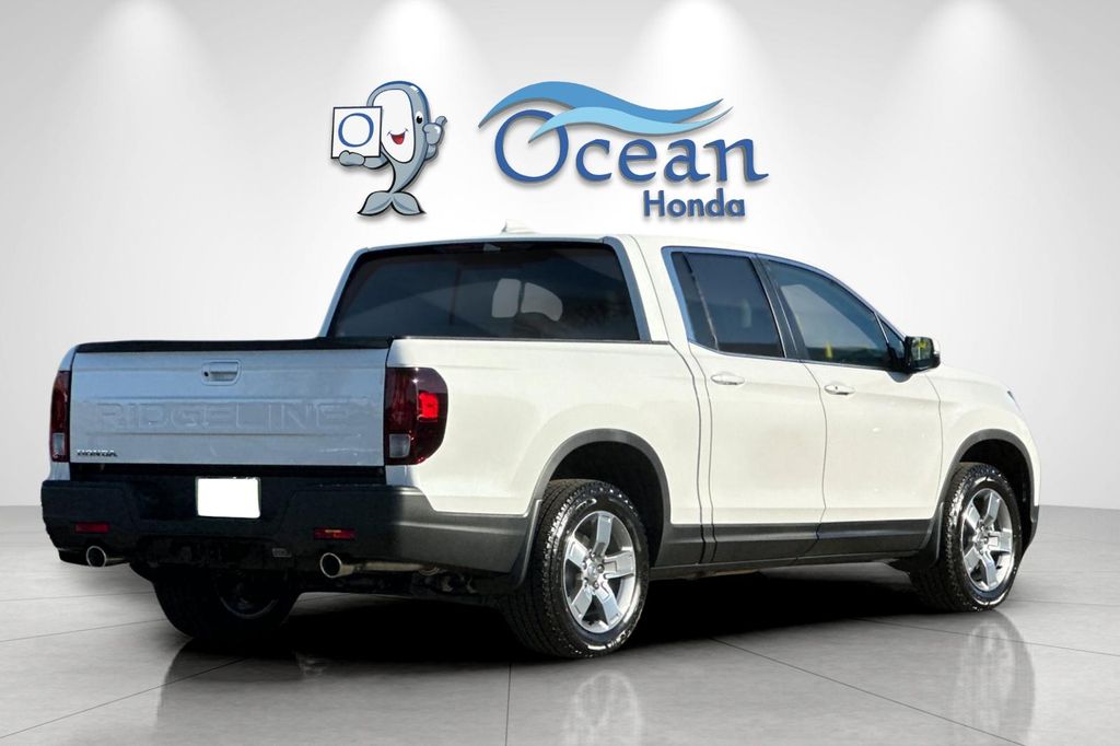 New 2026 Platinum White Pearl Honda RTL image 7