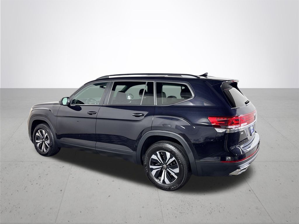 2025 Volkswagen Atlas 2.0T SE