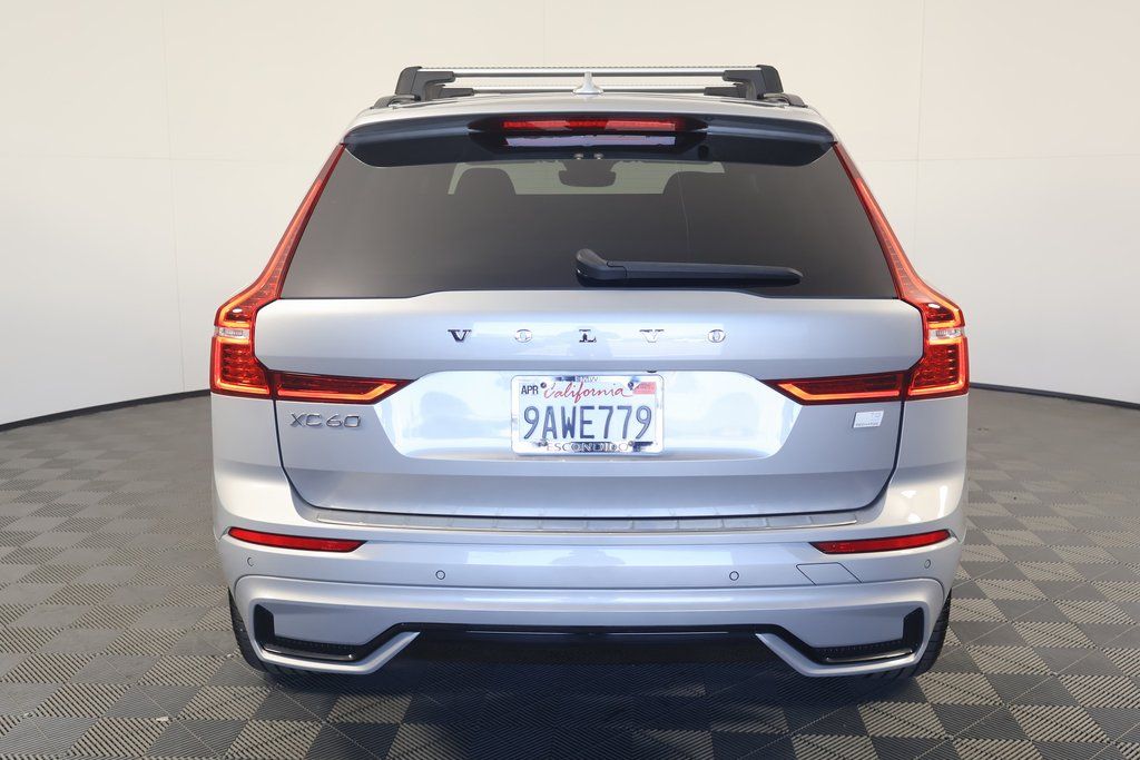 2022 Volvo XC60 Recharge Core 5