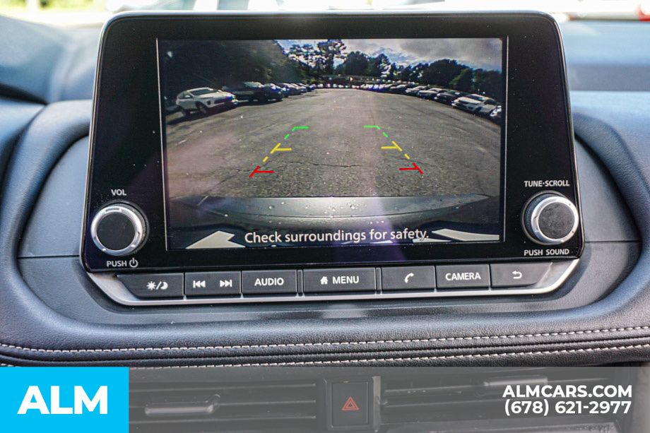 Used 2025 Gray Nissan SV image 35