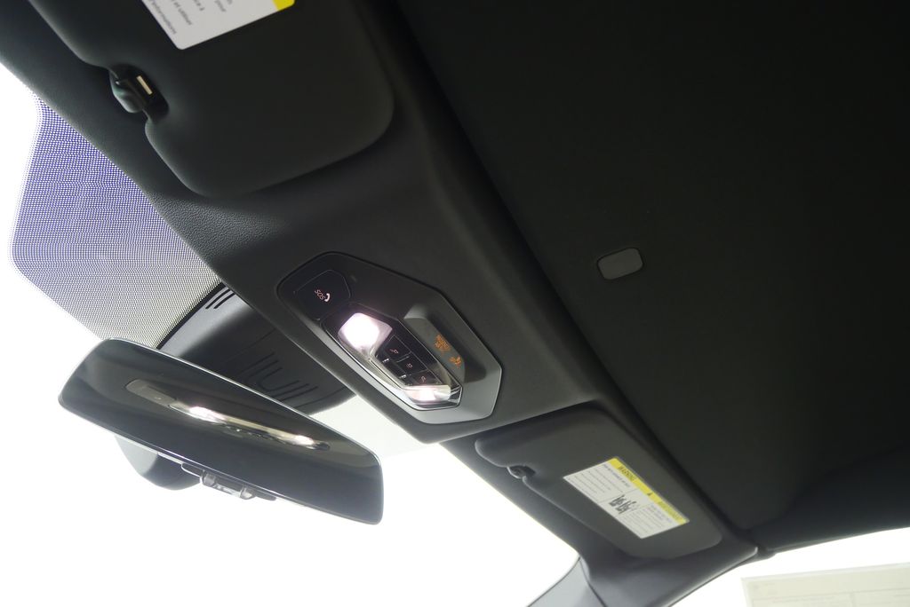 Thumbnail: 2026 BMW 4 Series - 16