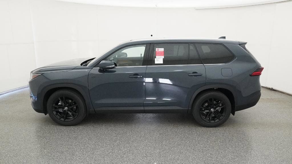 2025 Toyota Grand Highlander Limited 12