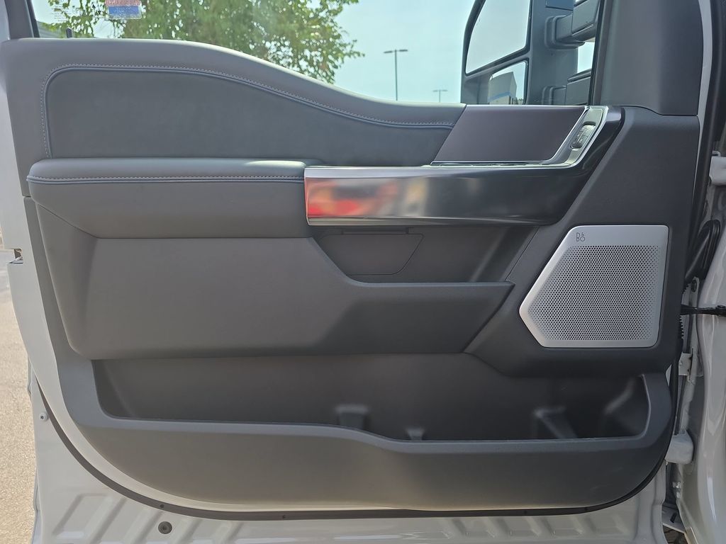 New 2026 Avalanche Ford F-350® Platinum® image 28