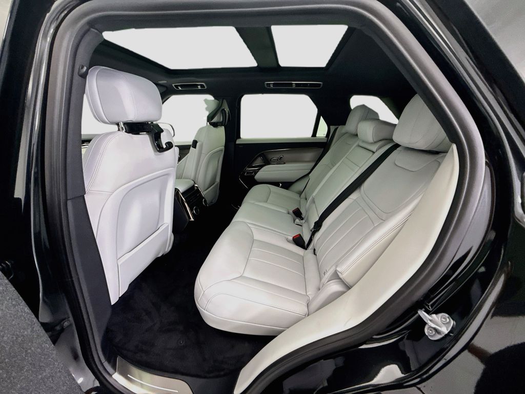 Thumbnail: 2026 Land Rover Range Rover Sport - 20