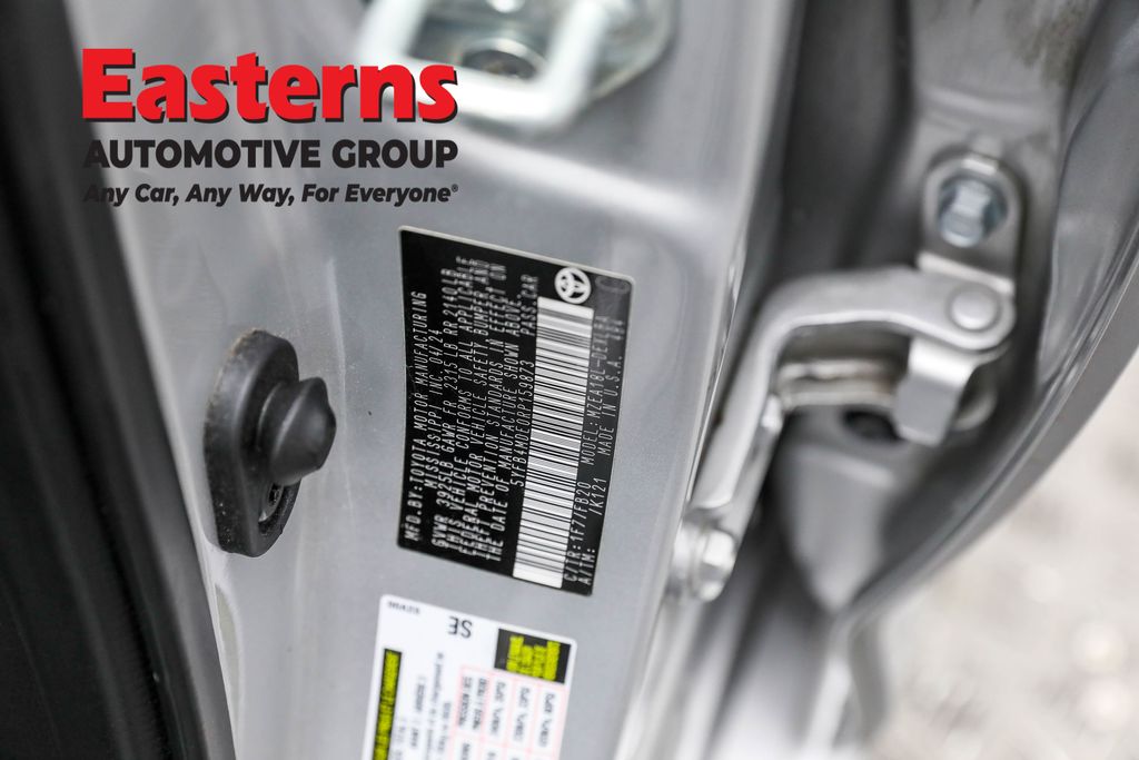 2024 Toyota Corolla LE - Photo 34