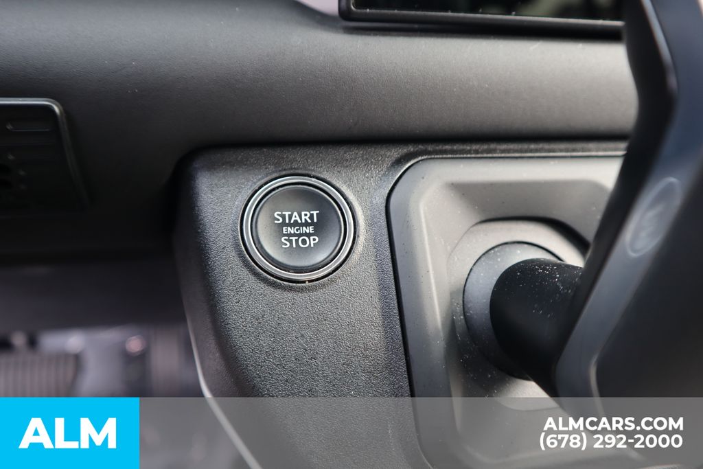 Used 2025 Black Land Rover S image 38