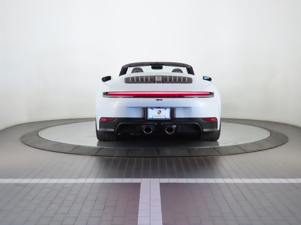 Thumbnail: 2025 Porsche 911 - 14