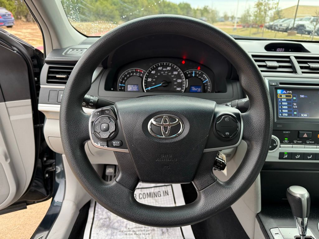 Thumbnail: 2013 Toyota Camry - 15