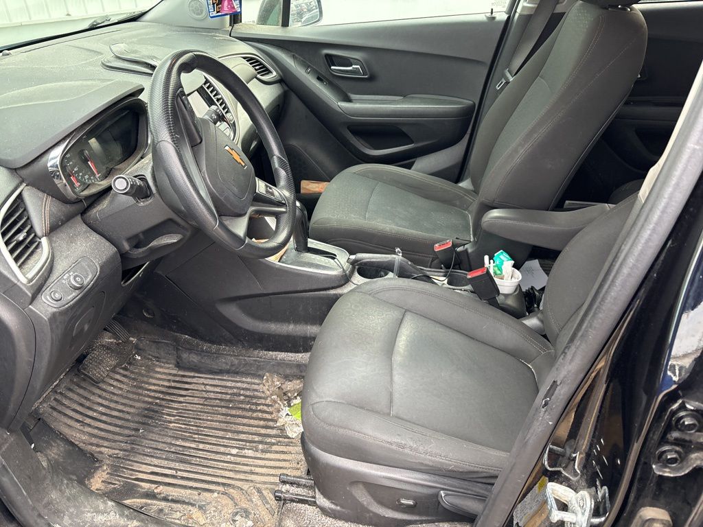 Mosaic Black Metallic 2020 Chevrolet Trax LS FWD SUV / Crossover Front-Wheel Drive 6-Speed Automatic