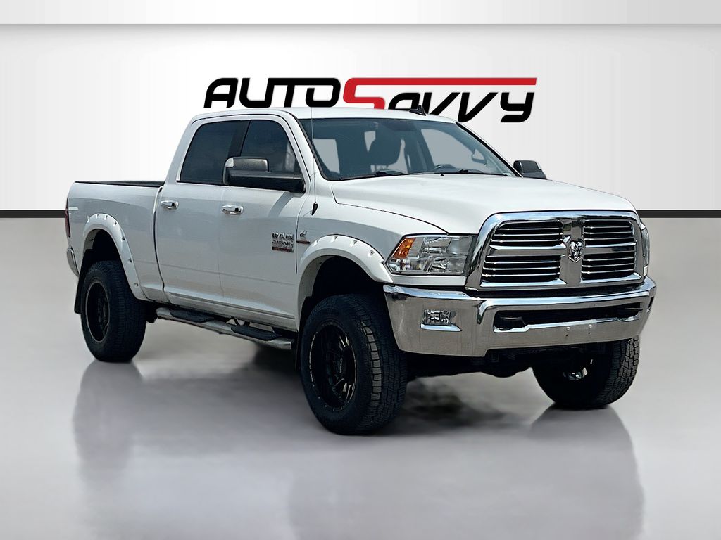 Bright White Clearcoat 2017 RAM 2500 Pickup Truck Four-Wheel Drive 6-Speed Automatic