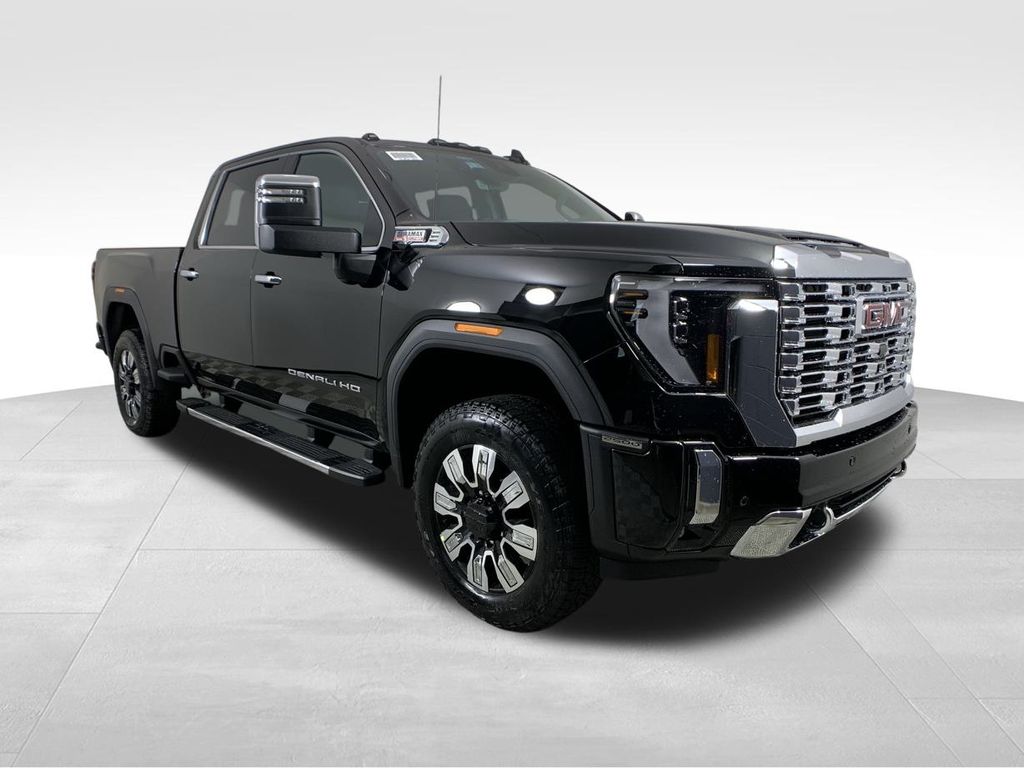 2024 GMC Sierra 2500HD Denali 8