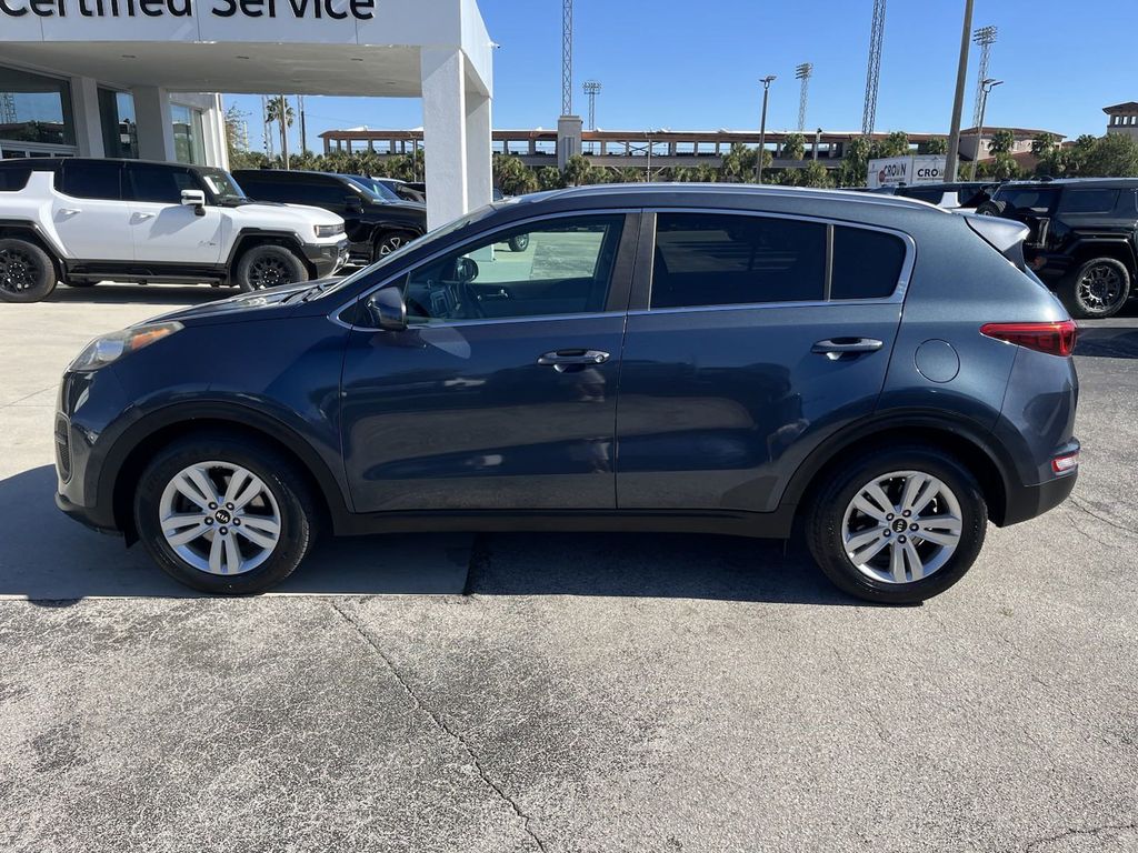 2017 Kia Sportage LX 8