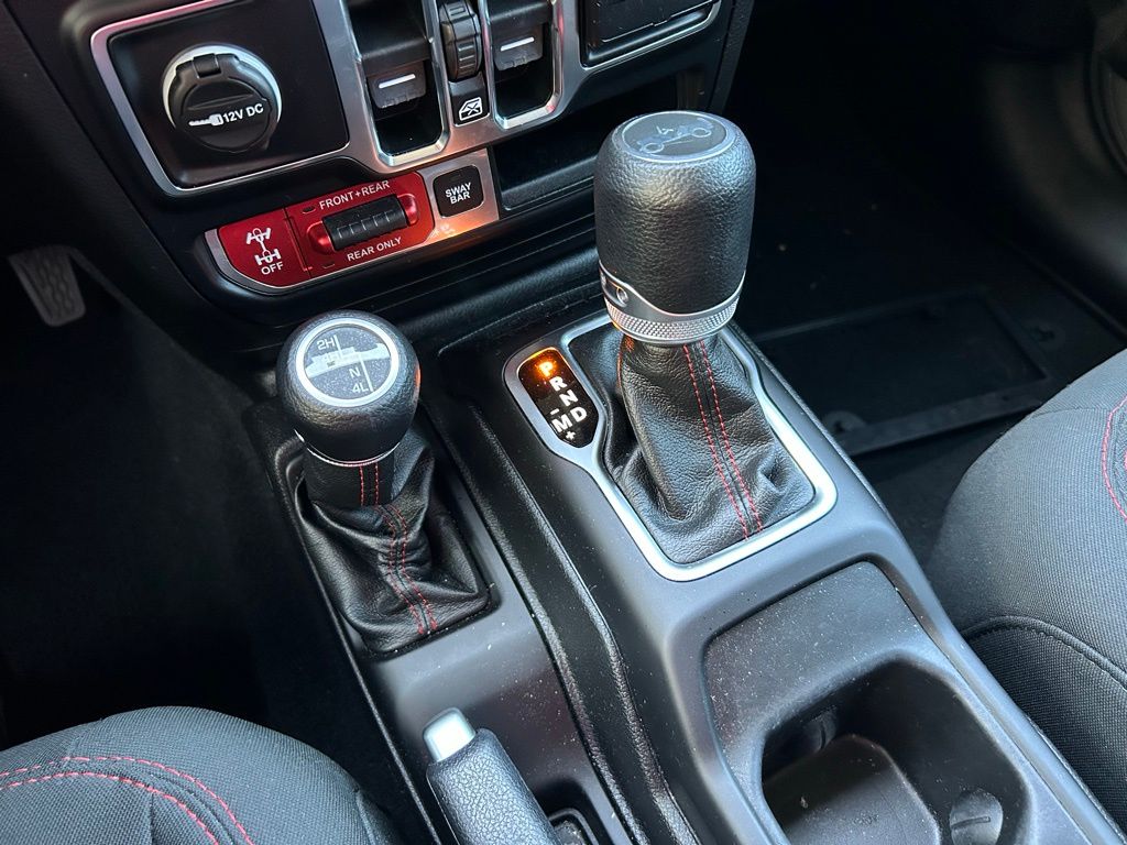 Thumbnail: 2020 Jeep Wrangler - 27