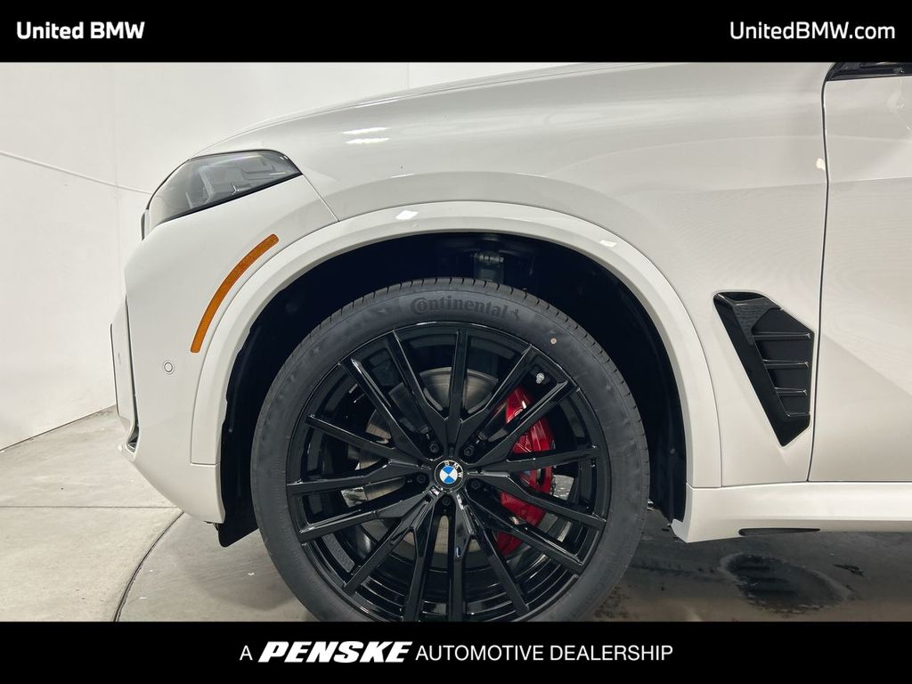 Thumbnail: 2026 BMW X5 - 10