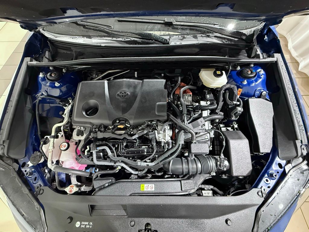 Thumbnail: 2025 Toyota Camry - 10