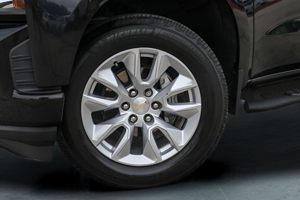 Used Car 2021 Chevrolet Silverado 1500  Custom For Sale Under $35,000 In Austin, Texas