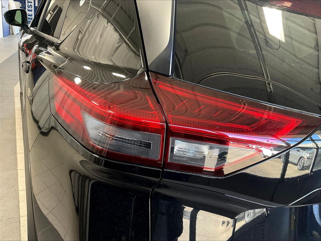 2023 Nissan Rogue — photo 33