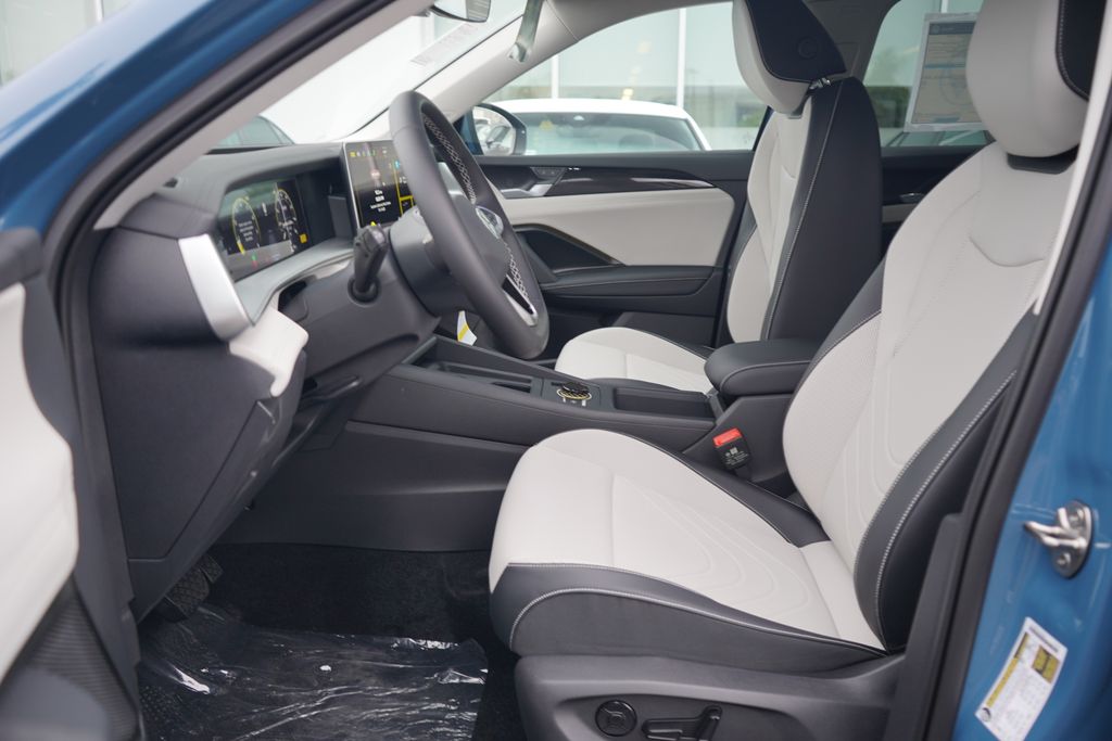 Thumbnail: 2025 Volkswagen Tiguan - 6