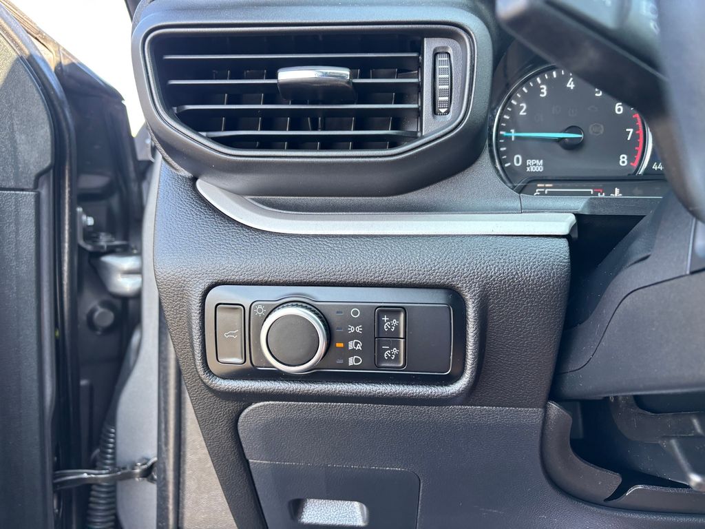 Used Car 2024 Ford Explorer  Xlt For Sale Under $30,000 In Austin, Texas