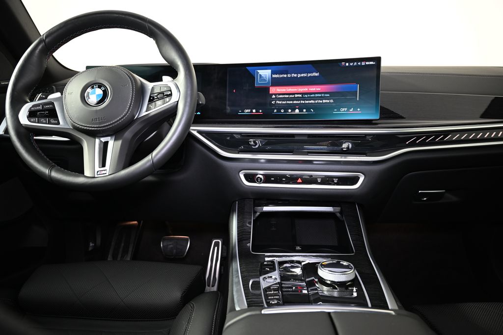 Thumbnail: 2025 BMW X5 - 17