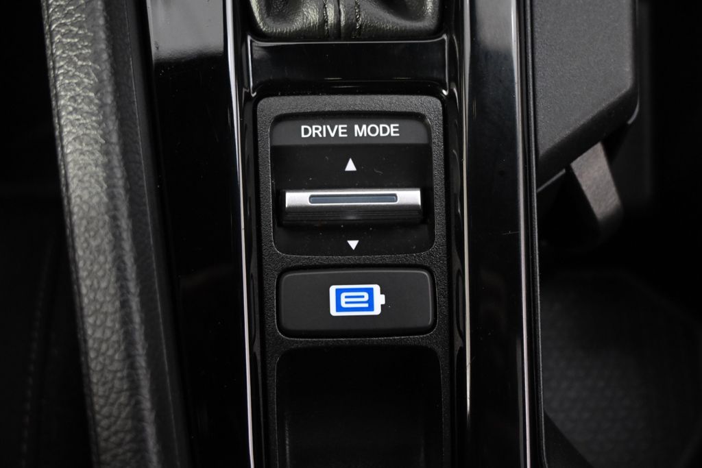 Used 2023  Honda Sport Hybrid image 33