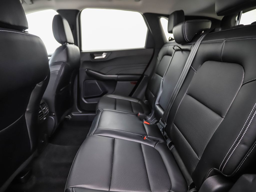 2024 Ford Escape Platinum 21