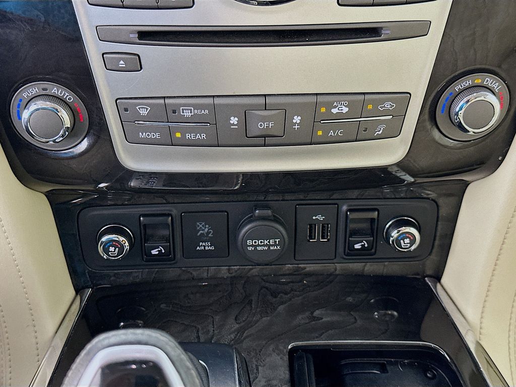 Thumbnail: 2019 INFINITI QX80 - 16