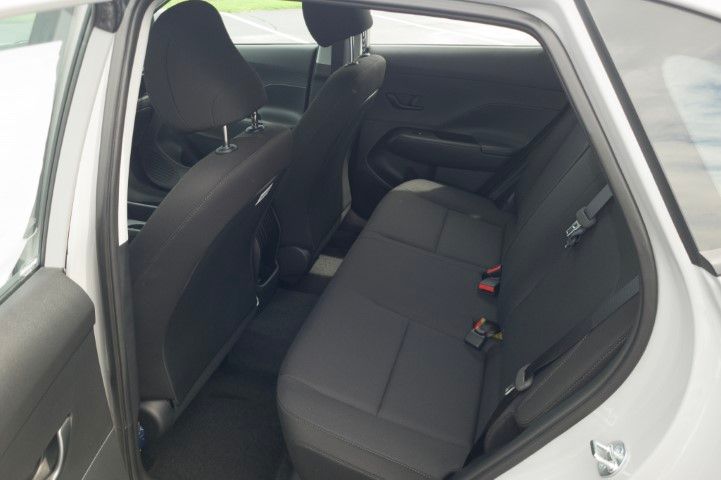 New 2027 Gray Hyundai SE image 15