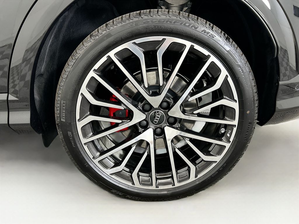 Thumbnail: 2025 Audi SQ5 - 31