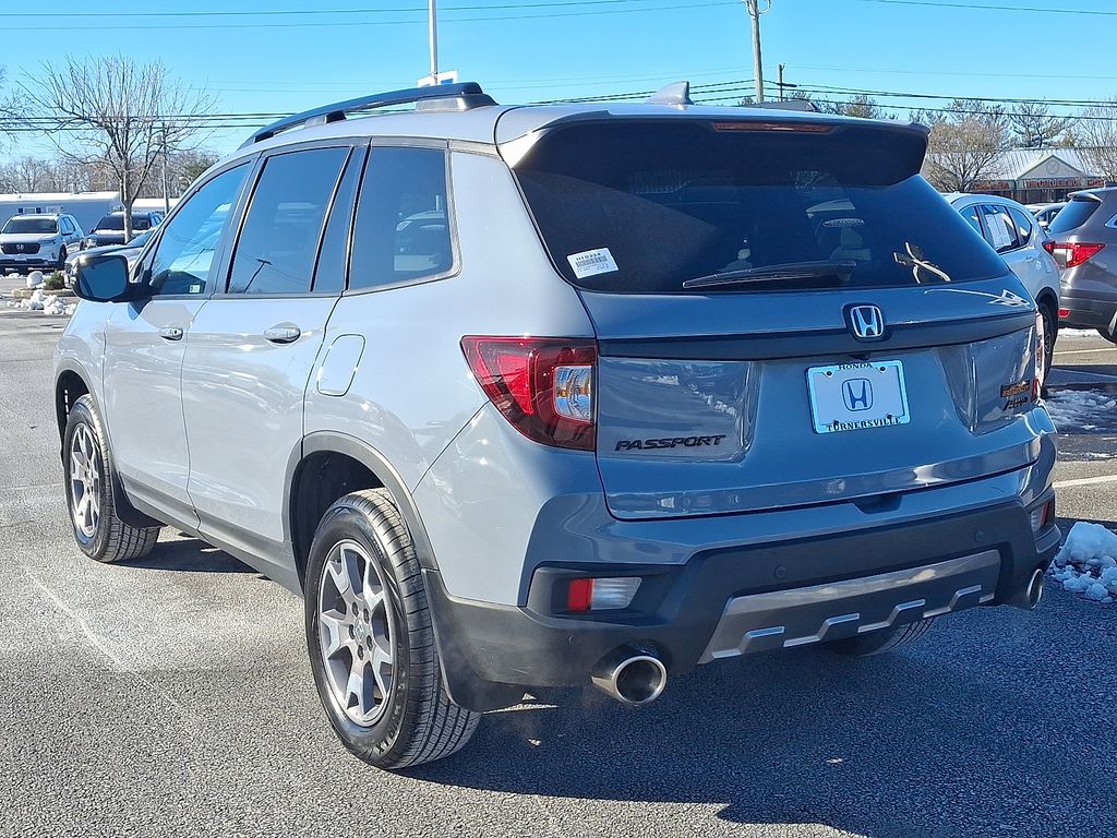 Thumbnail: 2023 Honda Passport - 4