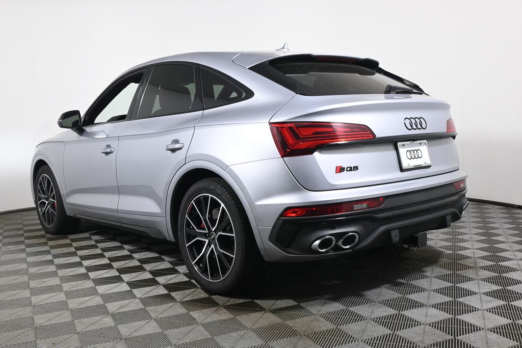 Thumbnail: 2024 Audi SQ5 - 5