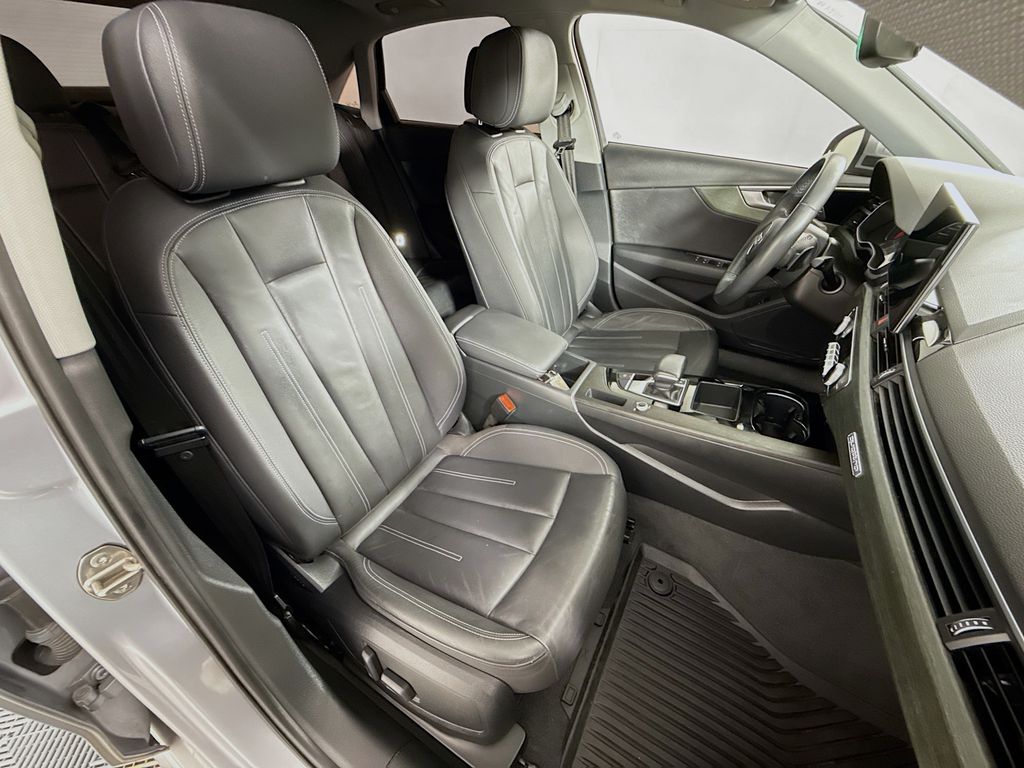 Thumbnail: 2021 Audi A4 - 28