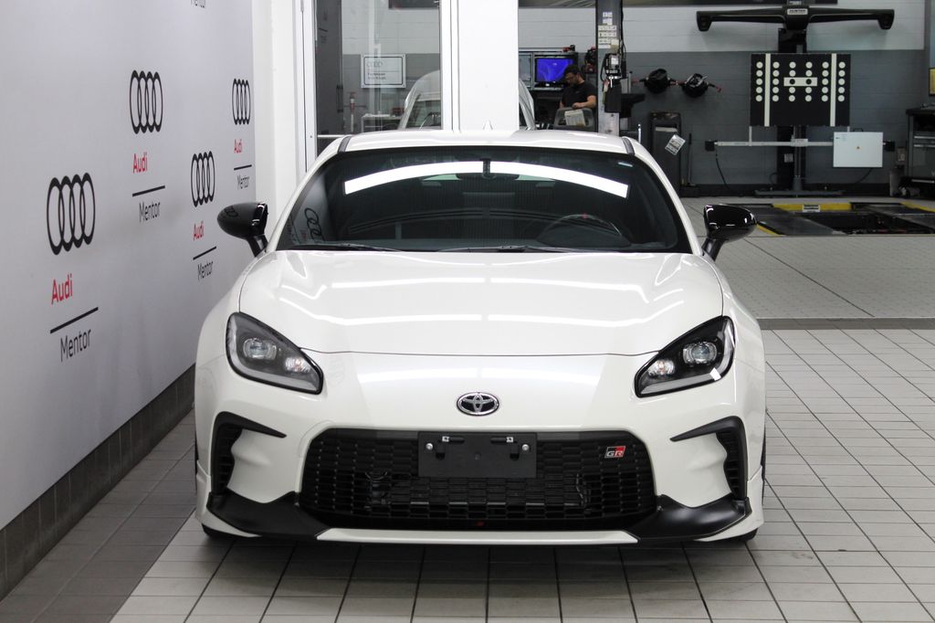 Thumbnail: 2023 Toyota GR86 - 9