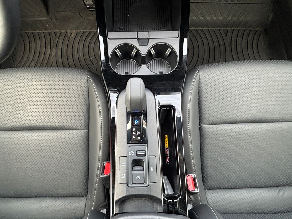 Thumbnail: 2025 Toyota Prius - 17