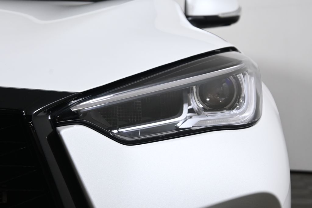 Thumbnail: 2023 INFINITI QX50 - 11