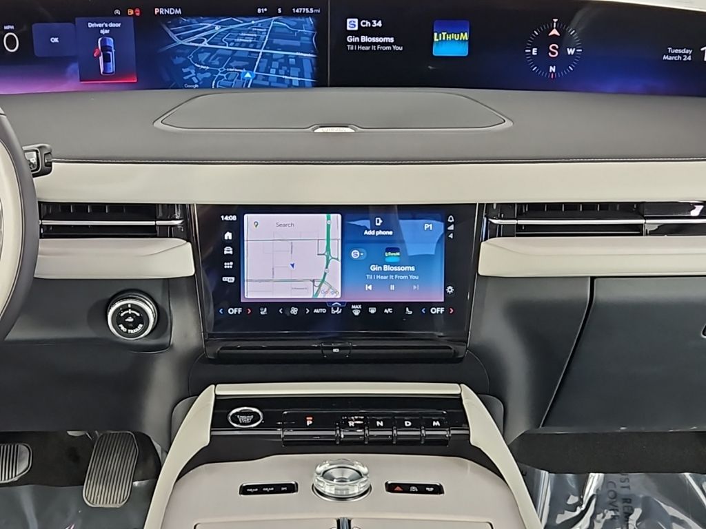 Thumbnail: 2025 Lincoln Navigator - 27