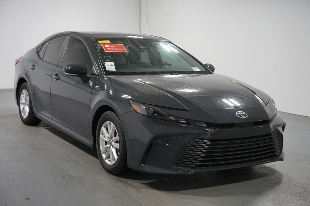 Thumbnail: 2025 Toyota Camry - 3