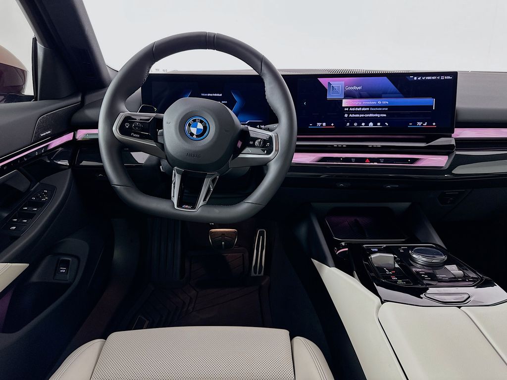 Thumbnail: 2025 BMW i5 - 23