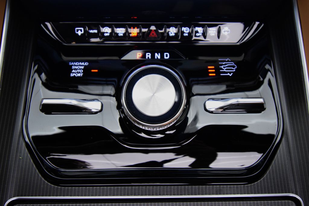 new 2026 Jeep Grand Wagoneer car, priced at $100,012